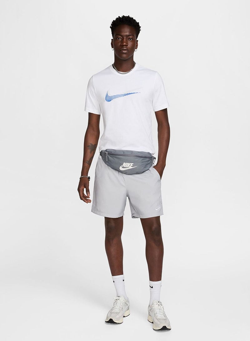 Nike Nsw Swoosh Logo T-Shirt - Image 4